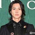 山下智久、嵐への想い“2文字”でつづる「色々な想いが込められてそう」「リスペクト感じる」と反響続々 画像