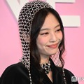 BLACKPINKジェニー、大胆美腹筋のぞくコーデに反響「ウエストラインが綺麗すぎる」「圧倒的なオーラ」の声 画像