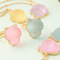 パート・ドゥ・フリュイ ネックレス 各11,000円/リング 各9,900円/ピアス,イヤリング(1piece) 各8,800円/ブレスレット 26,400円/ブローチ 26,400円(税込み)