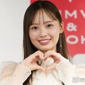 元日向坂46濱岸ひより、キャミコーデに反響「大人っぽくて素敵」「透明感すごい」の声 画像