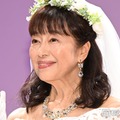 かたせ梨乃、ウエディングドレス姿披露 自認16歳の美少女役に笑顔「恋するって楽しいです」【夫婦と16歳～狂気の隣人～】 画像