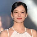 なごみ、美デコルテ際立つ白ドレスで魅了 洗練された大人の色気放つ【TGC新潟2026】 画像