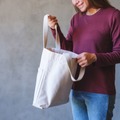「わっ何これ！」男性が語る「40代女性のバッグに入ってるとヤバいと感じる」ものとは 画像