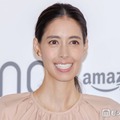 森泉、アップグレードした庭のプール楽しむ水着ショット公開「おしゃれなホテルみたい」「大きくて豪華」と反響 画像