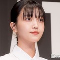 久保史緒里、映画撮影中に外部との連絡控えた理由 乃木坂46卒業後初主演で母親役に【世界は美しいと誰かが言った】 画像