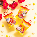 シャカシャカおかしキーホルダー 　3種　各990円　©nagano©Uema