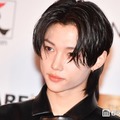 Stray Kidsフィリックス、ALD1シンロンとの過去ショット公開に反響「美少年すぎる」「すでに完成してる」 画像