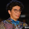 片桐仁、15歳次男との2ショット公開「そっくりで二度見した」「遺伝子が強い」の声 画像