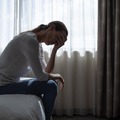 45歳、夜の営みのときに「耐えがたい痛み」が。私の更年期は思いがけないところからやってきた【100人の更年期・2026年夏のベストセレクション】 画像