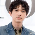 「ミス ディオール オードゥ パルファン」ローンチイベントに出席した吉沢亮（C）モデルプレス