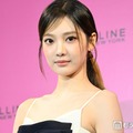 aespaニンニン、黒髪ボブ＆タイツ美脚ショット公開「美オーラがすごい」「ビジュアルが天才」と絶賛の声 画像
