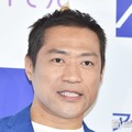 はなわ、16歳になった三男顔出しショット公開「逞しく立派になってる」「すっかりイケメン」と感動の声 画像