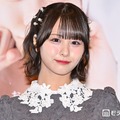 ≠MEメンバー、タンクトップ姿の日光満喫ショット公開「デコルテ綺麗」「もぐもぐ姿可愛すぎる」と反響 画像
