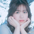 元AKB48メンバー、ノースリ×シャツのレイヤードで美肩チラリ「ラインが綺麗」「透明感レベチ」と反響 画像