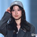 日向坂46金村美玖、キャップ×ウェーブヘア ジャケット使った秋コーデ【TGC2026A/W】 画像