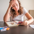なぜ貯金が貯まらない？独身40代、A子さんの場合はリボ払いで買い物を…… 画像
