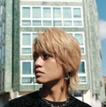 キンプリ高橋海人「エトロ」纏いミラノ到着 ファッションショー出席のため・洗練されたスタイル披露 画像
