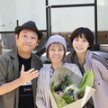 “素顔ゼロ”研ナオコ特殊メイクの様子も！ 松岡茉優＆仲里依紗が案内するセットツアー映像　Netflix「ダウンタイム」 画像