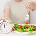 ベジファーストより効果的!? 身近な食材で太らない体質に！満腹感も得られる「ダイエットの新・食前習慣」を専門医が解説