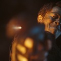「VIVANT」F（堺雅人）鬼の形相で銃弾を放つ 第21話場面写真先行解禁 画像