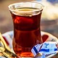 長友も知っとくべき！？ペペ先輩が教える「トルコのお茶の飲み方」 画像