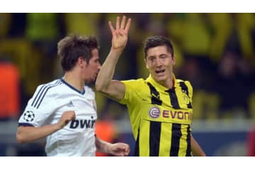 レヴァンドフスキ、巨人レアルを“涙目”にした「伝説の４発」がこれ 画像