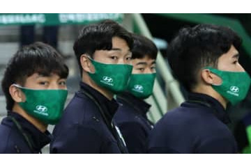 超絶技巧？まぐれ？韓国選手の「神憑り的スーパーシュート」がこれ 画像