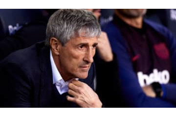 バルセロナの61歳セティエン監督、うまい！「精密シュート練」がこれ 画像