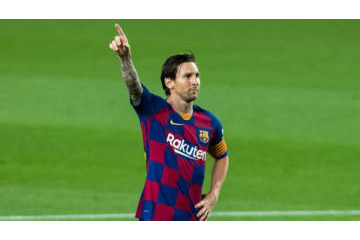 32歳になったメッシが“本気”を出すとこんなドリブルになる 画像