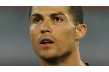 ロナウド、驚きのイメチェン！？「モフモフ風ヘア」がこれ 画像