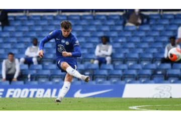 マウントの超絶FK、「少年時代とソックリ！」と話題…その動画がこれ 画像