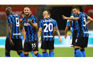 インテルの衝撃うにょうにょユニフォーム、試合映像で見るとこうなる 画像