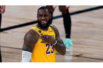 リヴァプールのNIKE新ユニ、レブロン・ジェームズが着るとこうなる 画像