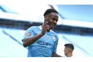 スターリングwith日本ブランドの靴、「8分で売り切れた」大人気のモデルがこれ 画像