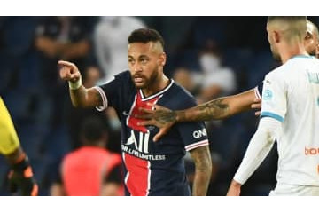 ネイマール、アルバロに怒り納まらず！「人種差別主義者」とリプ送る 画像