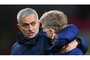 「これが若さか…」モウリーニョ監督がボヤく写真がこれ 画像