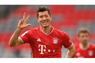 レヴァンドフスキ、バロンドールを贈られる！ “LEGO”の 画像