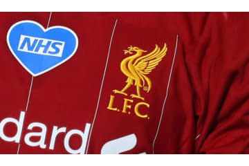 リヴァプール加入の「ムッキムキ7歳超天才」、“3人抜き中央突破”がすげぇ 画像