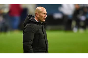 「退団して欲しいと直接言え」 レアルのジダン監督、メディアに怒る 画像