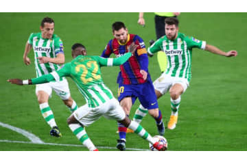 やっぱすげぇ…「スーパーサブ」起用のメッシが突き刺した“魔法シュート”が半端ない 画像