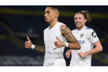 コロナで死去のロナウジーニョ母に捧げる感動メッセ…リーズFWラフィーニャに無情イエロー 画像