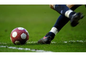 身長2メートル！日本に感激した磐田GKコシェレフ、「足元」はこんな感じ 画像