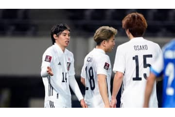 日本代表の爆速キング！伊東純也 「自分の体重を見たくない」理由を明かす 画像