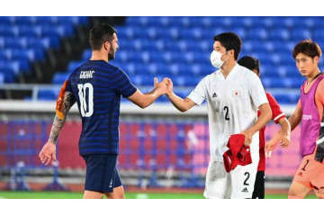 「日本のほうが強かった」フランス代表ジニャック、五輪敗退に落胆 画像