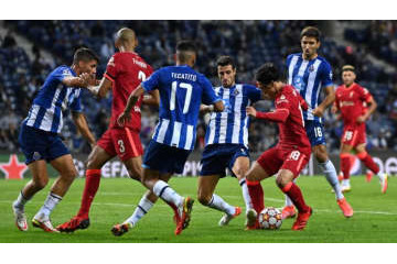 リヴァプール、無慈悲すぎ…CLでボコられたコンセイソン監督は「進退伺い」 画像