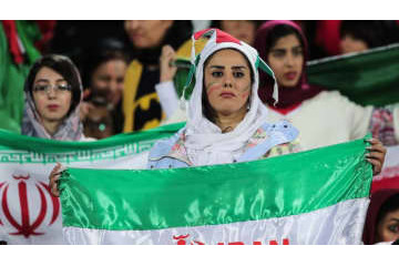 イランで「女性のサッカー観戦」が2年ぶり許可！1試合のみ 画像
