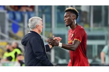 ローマ移籍のT・エイブラハム明かす、モウリーニョの殺し文句は「太陽か雨か。どっちか選びな」 画像