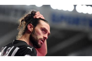 無所属アンディ・キャロル、レディングと超短期契約　来年1月まで 画像