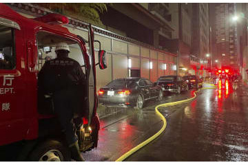 岸田首相の会食場近くで火災騒ぎ 画像