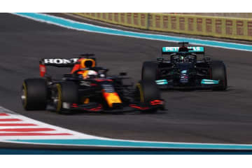 グアルディオラ監督、F1最終戦のフェルスタッペンとハミルトンを絶賛 画像